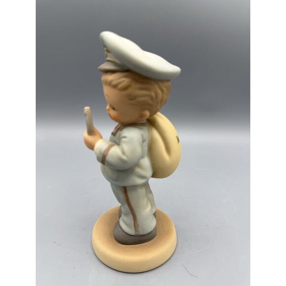 Memories of Yesterday Figurine Bringing Good Luck To You 1993 Enesco 522791 - Picture 4 of 6